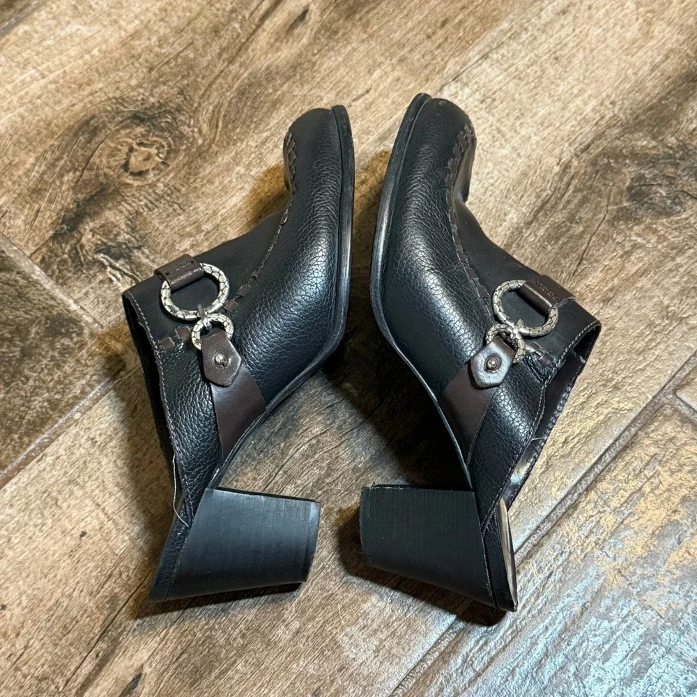 Brighton Vintage Gemini Pebbled Leather Horsebit Block Heel Mules, Black Brown,8 - Picture 9 of 10